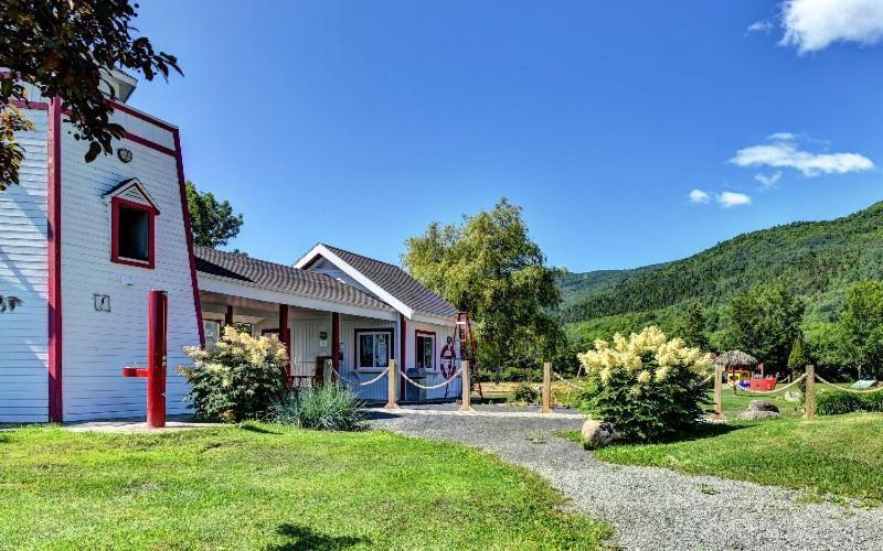Maison Accueillante - Spa, Fleuve Et Montagnes! Petite-Rivière-Saint-Francois Exteriér fotografie